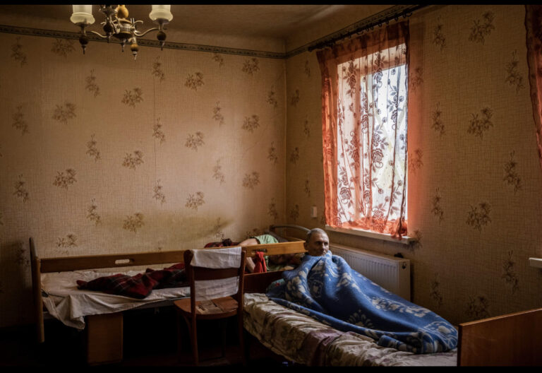 Russia-Ukraine War: Nursing home residents await evacuation in Donbas