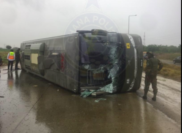 Accident: Military bus carrying military personnel rolls over on N1