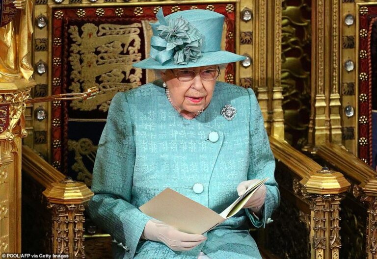 Doctors’ concerns for the British Queen’s health