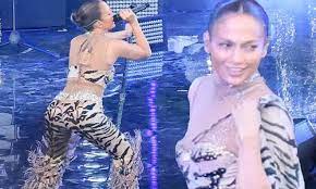 Jennifer Lopez showcases her incredible figure during rehearsals for UNICEF benefit in Italy