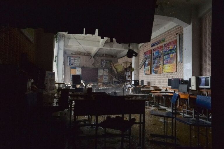 Russia invites U.N., Red Cross experts to probe Ukraine jail deaths