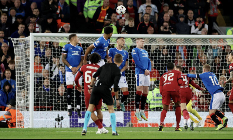 Champions League:  Liverpool 2 – 0 Rangers