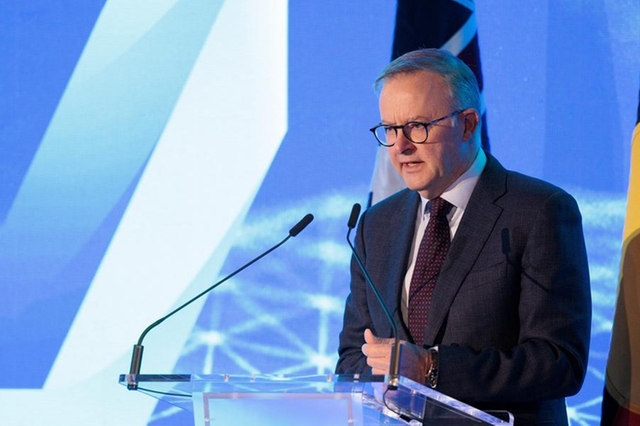 Australia ‘worried’ UK political unrest may stall a crucial trade agreement