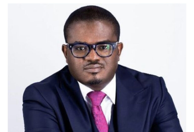 Akufo-Addo sacks Charles Adu Boahen 