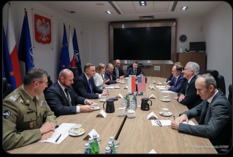 CIA head meets Polish president 