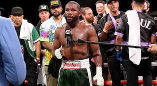 Floyd Mayweather stopped YouTuber Deji in the sixth round of their exhibition