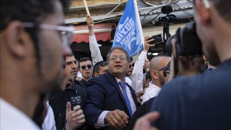 A far-right Israeli minister visits a holy site in Jerusalem