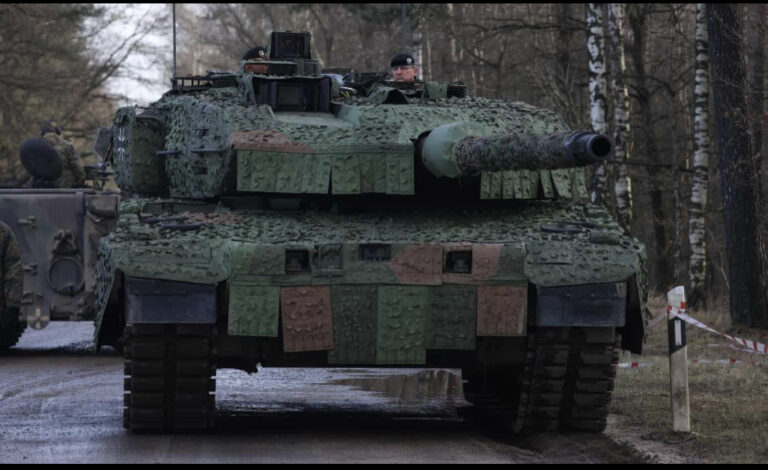 USA & Germany agree to send armed fighting vehicles to Ukraine