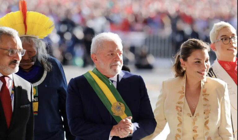 Lula da Silva: Promised to restore unity in Brazil