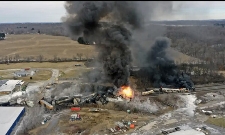 Ohio train crash contains toxics