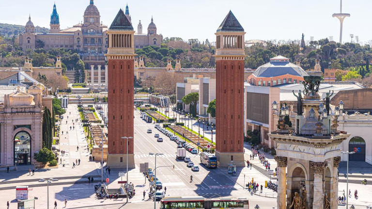 Barcelona shopkeeper fined €7,501 over job ad seeking ‘woman over 40