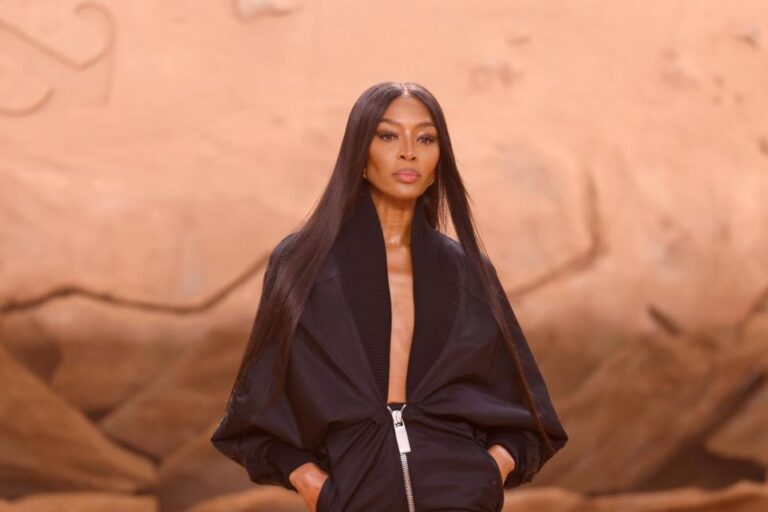 Naomi Campbell, 52, flaunts her famous figure at Paris Fashion Week