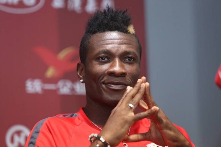 Asamoah Gyan Charges Laryea