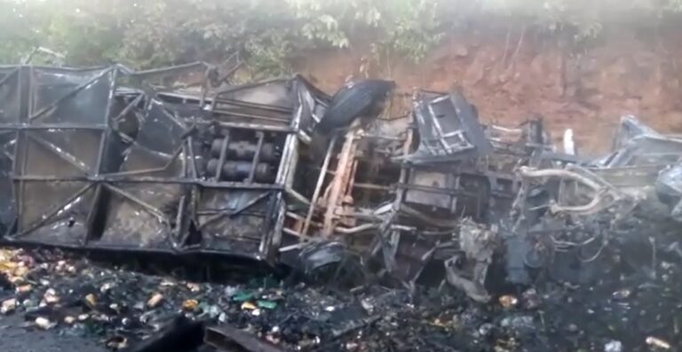Five Burnt To Ashes In Crash On Techiman-Kintampo Highway