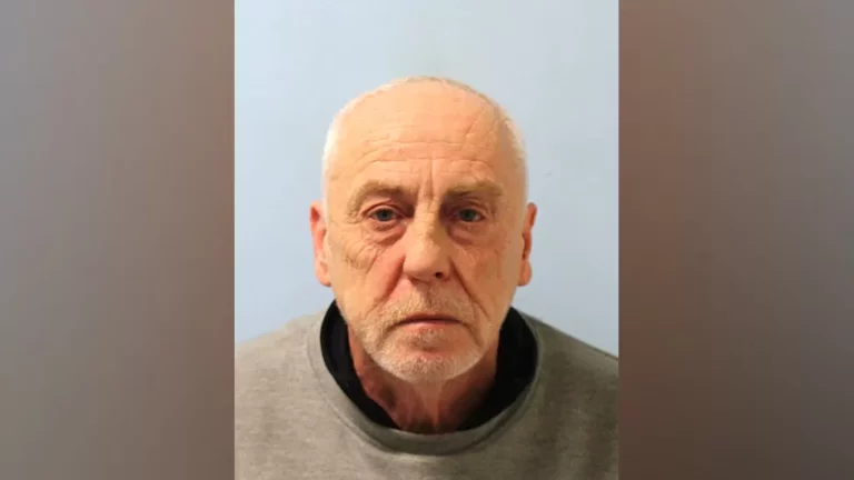 Fraudsters jailed for selling fake passports to fugitive criminals