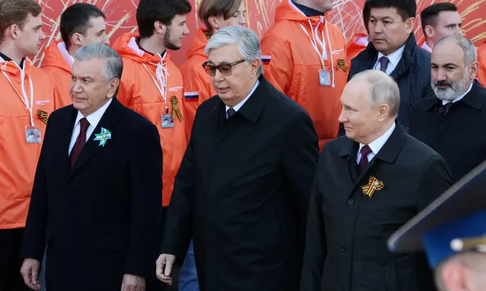 Putin gives speech at Moscow Victory Day parade
