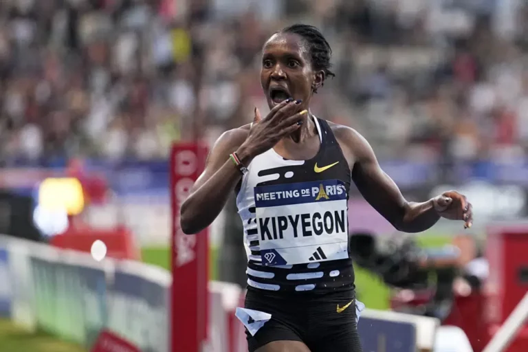 Kenya rewards Kipyegon with $35,000 and house for breaking 2 world records