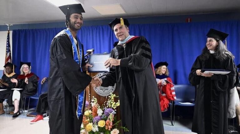 Yale, University of New Haven partnership celebrates first degrees awarded to inmates