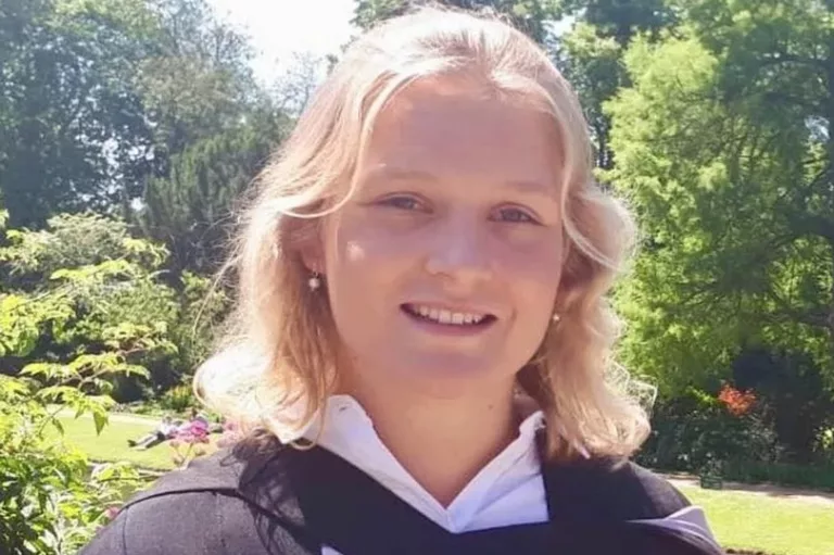 Leading UK Covid scientist dies in cycling accident in Italy
