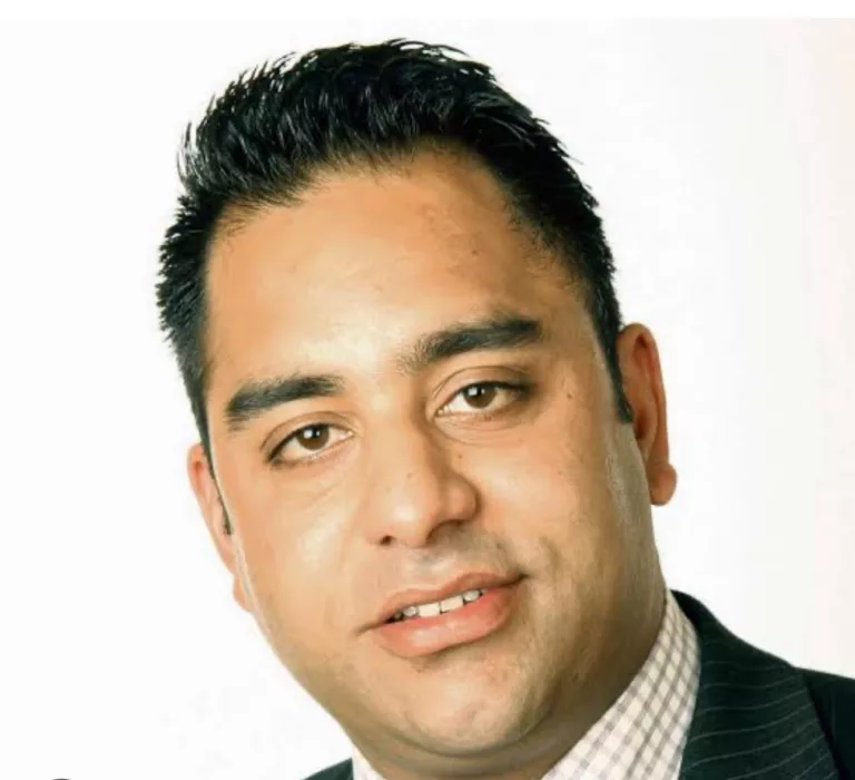 Imran Hussain: Labour frontbencher resigns in support of Gaza ceasefire