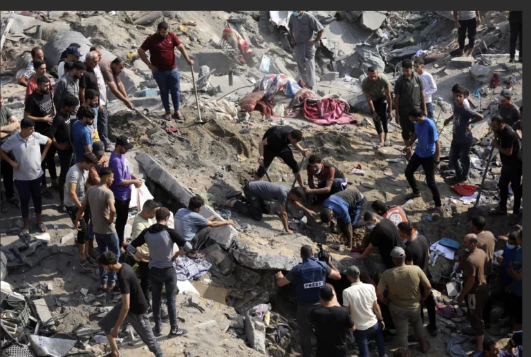 Israel agreed to 4 hours pause daily for civilian movement