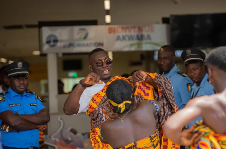 Ghana football squad arrive in style for Afcon