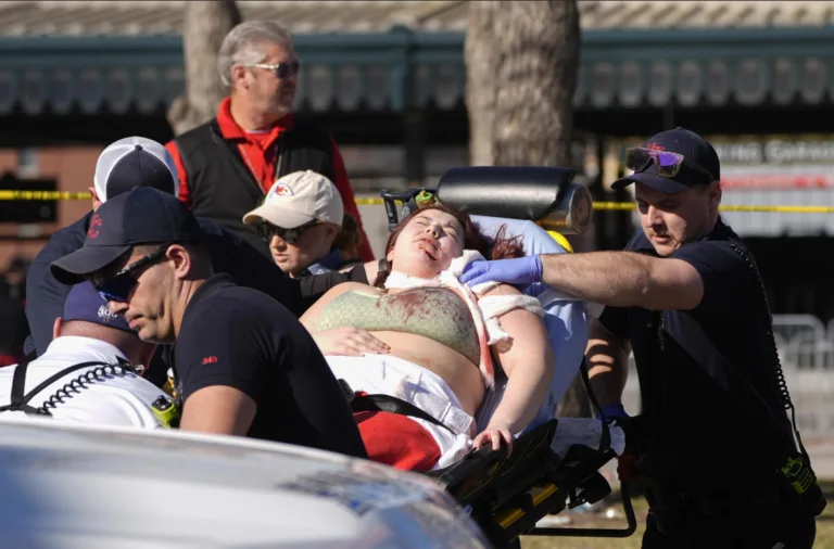 Gunfire at Kansas Chief Super Bowl celebration kills 1;25 wounded