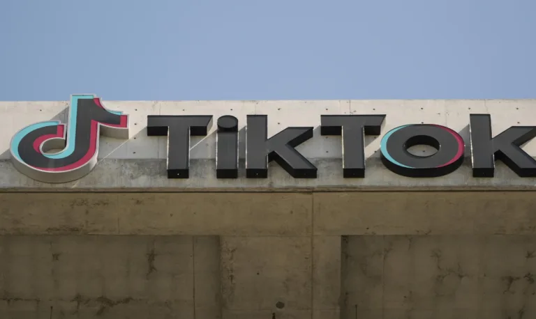 US lawmakers passed a bill to ban TikTok