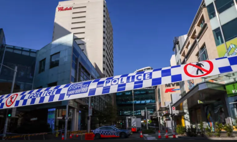 Bondi Junction stabbing: Chinese stabbed to death