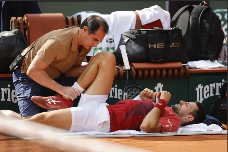 Novak Djokovic withdraws from French open with a knee injury