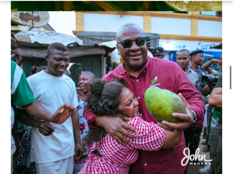 Mahama takes campaign on La Dadekotopon streets 