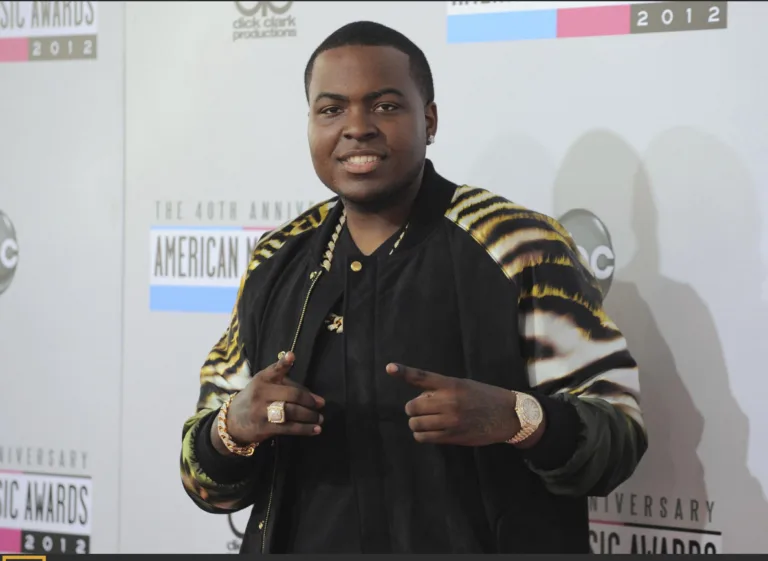 Rapper Sean Kingston and another indicted on $1M fraud scheme