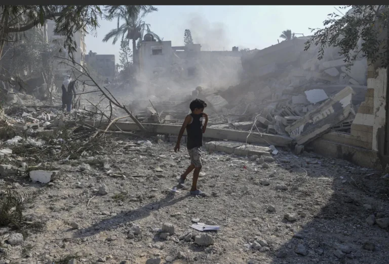 Rocket strike killed 10 in Golan Heights