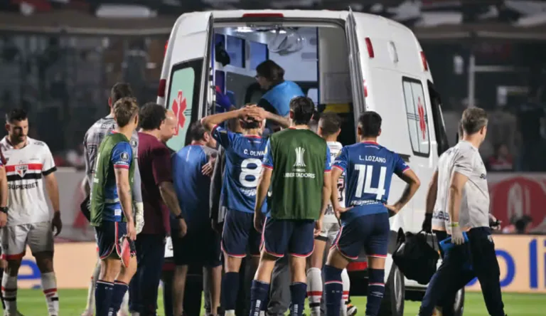 Juan Izquierdo, Uruguayan footballer, dies aged 27 after collapsing on pitch