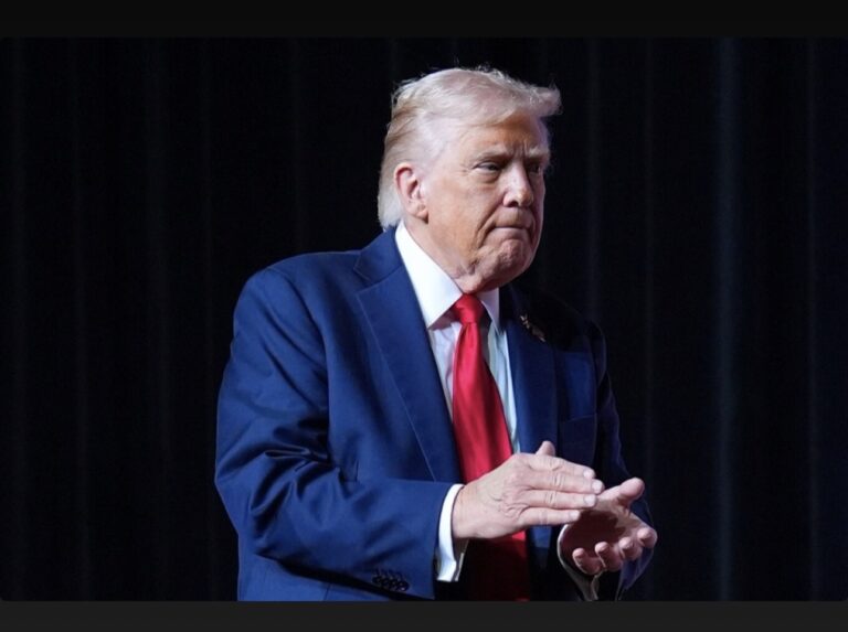 Pay our troops whilst we on shutdown- Trump to DOJ