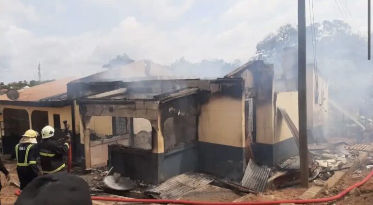 Fire destroys six rooms at Jacobu police barracks; no casualties reported